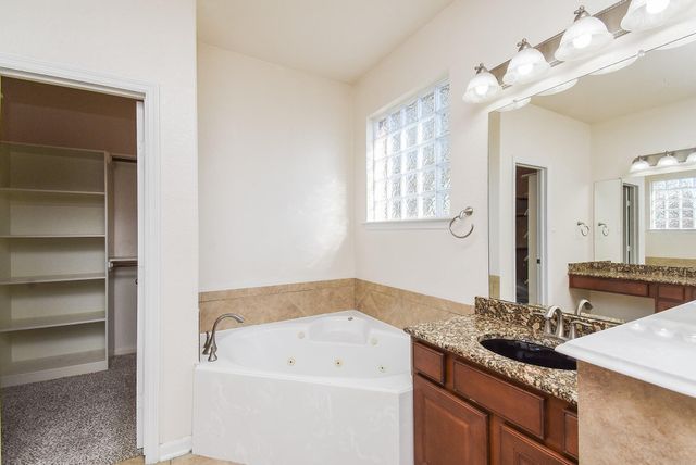 6203 Ledger Lane, Missouri City, TX 77459