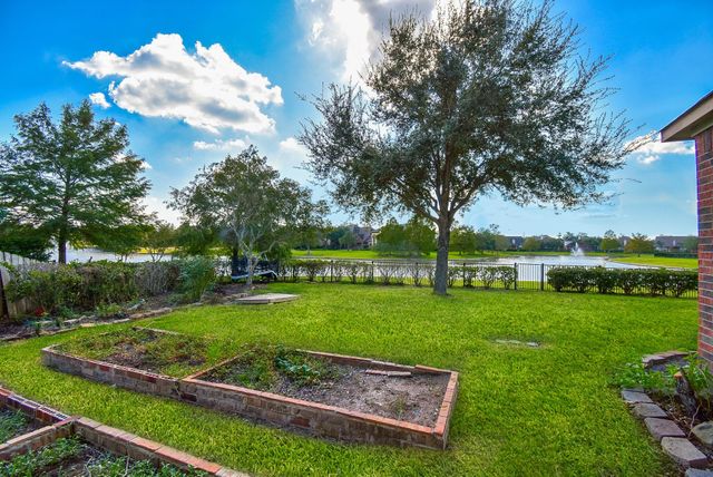 6203 Ledger Lane, Missouri City, TX 77459