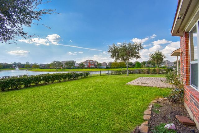 6203 Ledger Lane, Missouri City, TX 77459