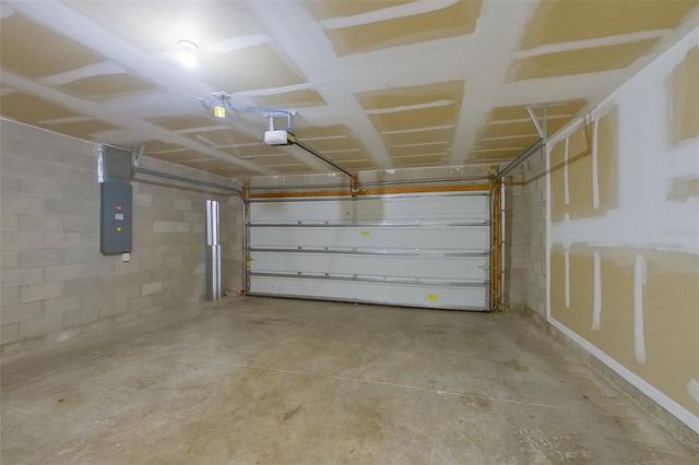 3931 NW 45TH TERRACE, Cape Coral, FL 33993