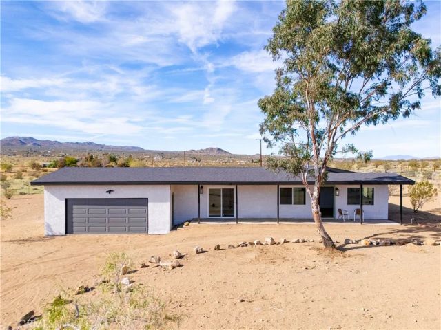 2670 N Sage Avenue, Landers, CA 92285