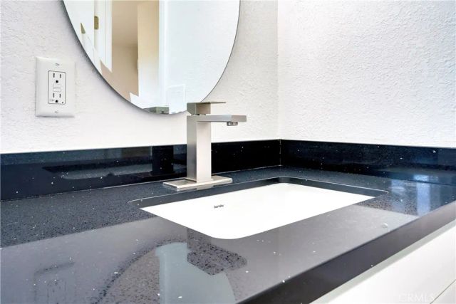 2670 N Sage Avenue, Landers, CA 92285