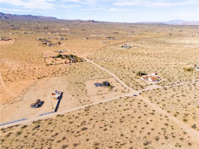 2670 N Sage Avenue, Landers, CA 92285