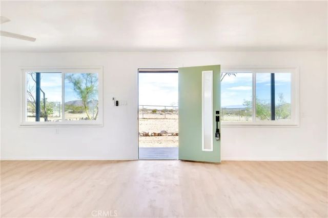 2670 N Sage Avenue, Landers, CA 92285