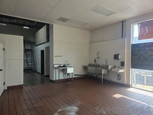 1805 Newton Ave, San Diego, CA 92113