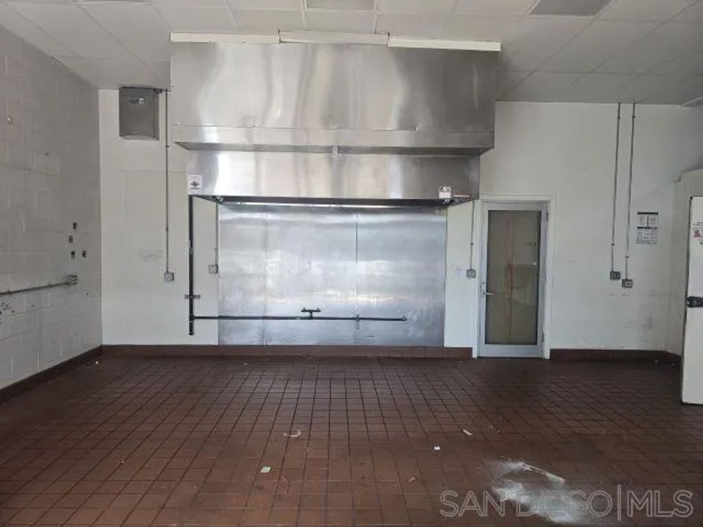 1805 Newton Ave, San Diego, CA 92113