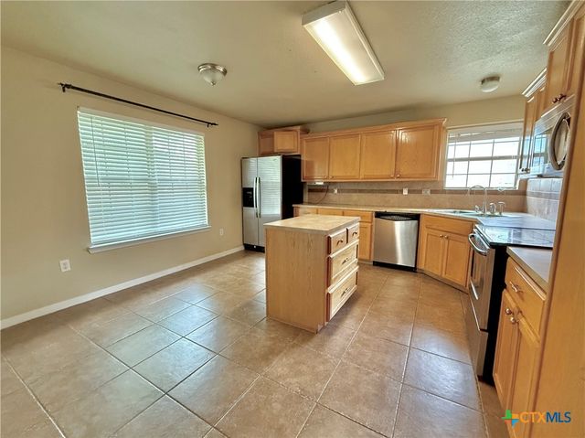 2201 Gail Drive, Copperas Cove, TX 76522