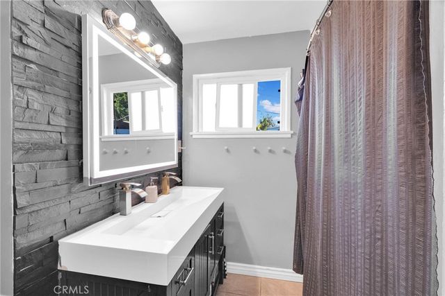 3595 Timothy Way, Riverside, CA 92506