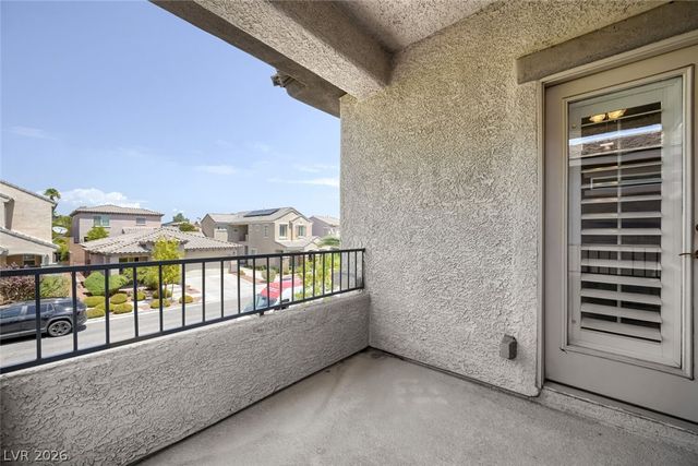 10505 Howling Coyote Avenue, Las Vegas, NV 89135