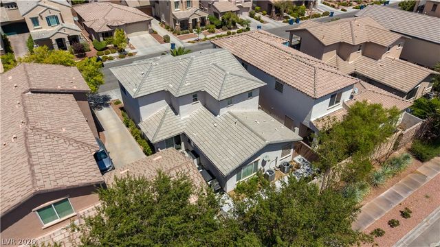 10505 Howling Coyote Avenue, Las Vegas, NV 89135