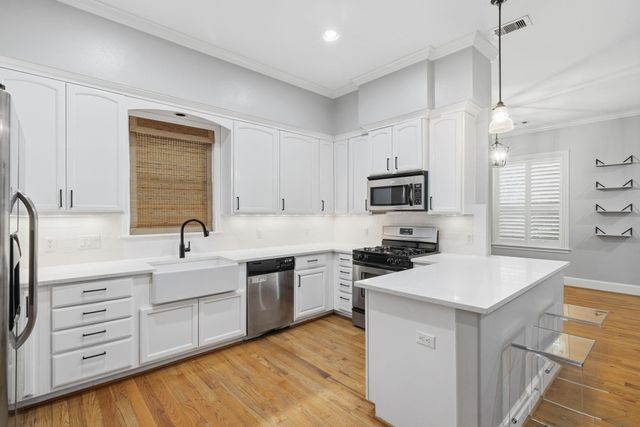 1714 Ovid Street C, Houston, TX 77007