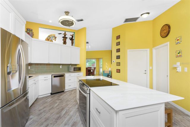 3293 ROCK CREEK BLVD, Port Charlotte, FL 33948