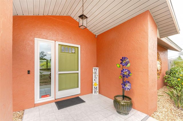 3293 ROCK CREEK BLVD, Port Charlotte, FL 33948