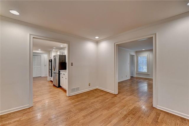 3852 Ivey Lane SW, Lilburn, GA 30047