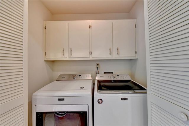3852 Ivey Lane SW, Lilburn, GA 30047
