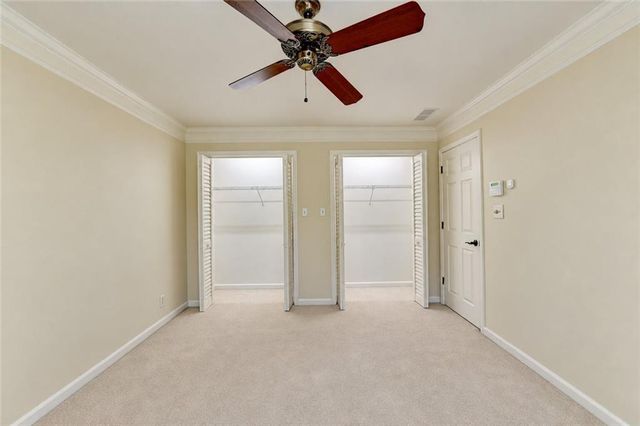 3852 Ivey Lane SW, Lilburn, GA 30047