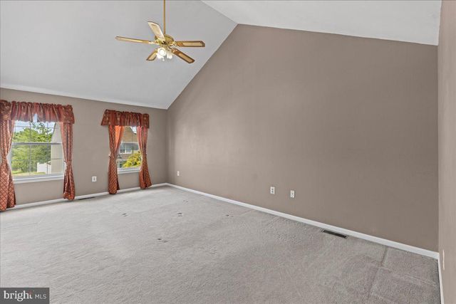 22 STANFORD DRIVE, Kendall Park, NJ 08824