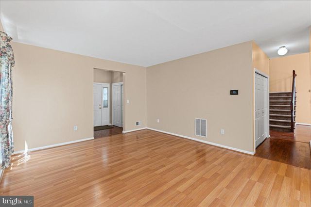 22 STANFORD DRIVE, Kendall Park, NJ 08824