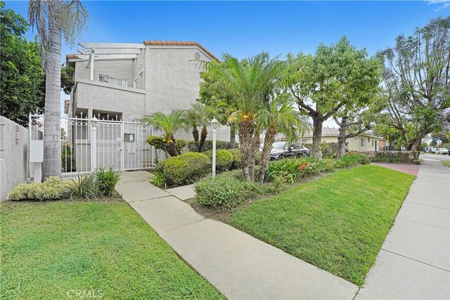 6551 Motz, Paramount, CA 90723