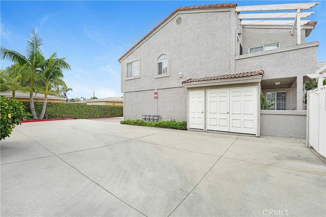 6551 Motz, Paramount, CA 90723