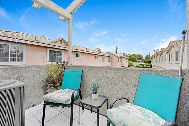 6551 Motz, Paramount, CA 90723