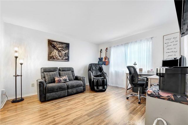 6551 Motz, Paramount, CA 90723