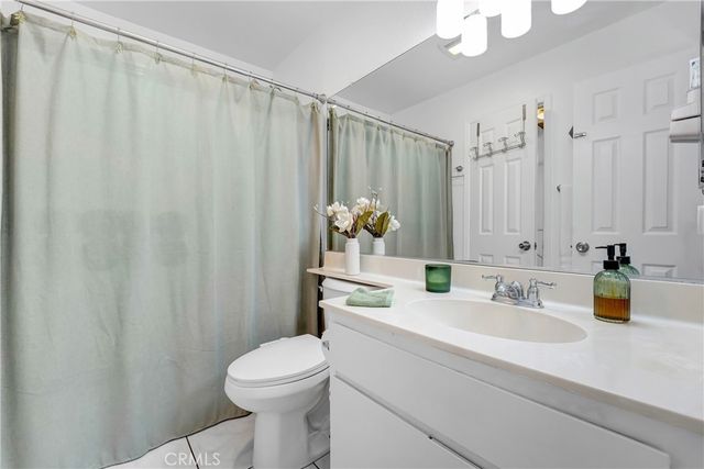 6551 Motz, Paramount, CA 90723