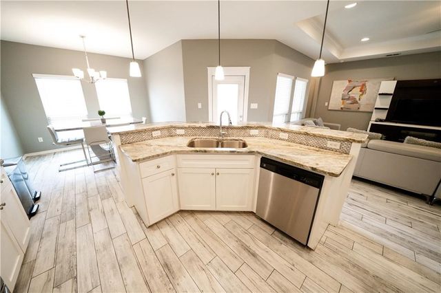 5730 Bella Donna Dr, Corpus Christi, TX 78414