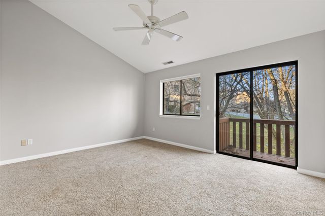 227 Panorama Court, Poughkeepsie, NY 12603