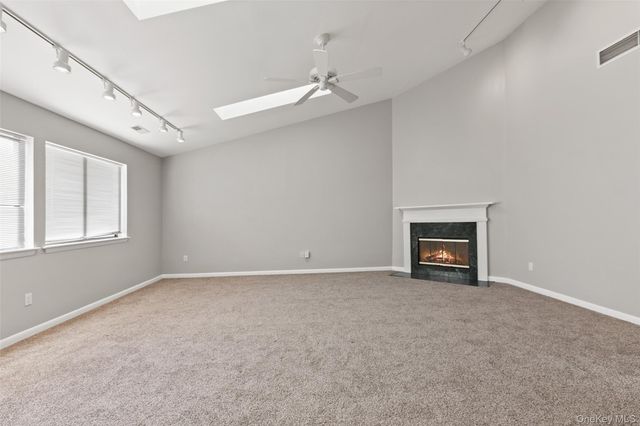 227 Panorama Court, Poughkeepsie, NY 12603