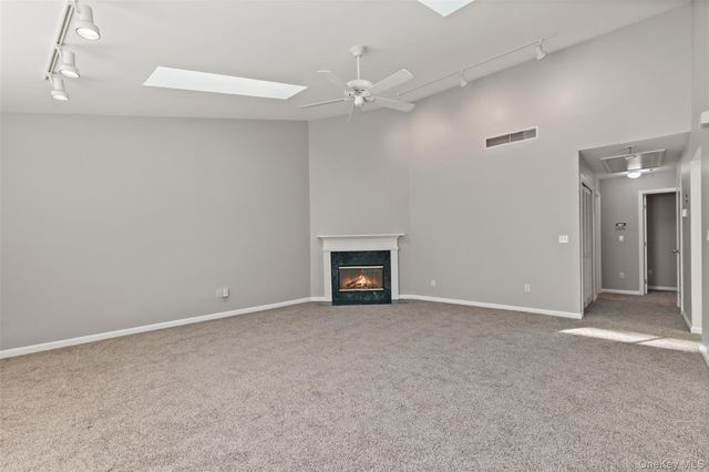 227 Panorama Court, Poughkeepsie, NY 12603