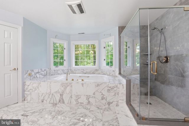 8605 CHERRY DR, Fairfax, VA 22031