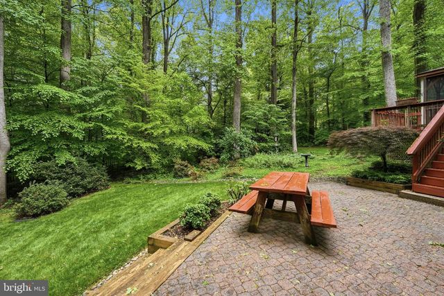 8605 CHERRY DR, Fairfax, VA 22031