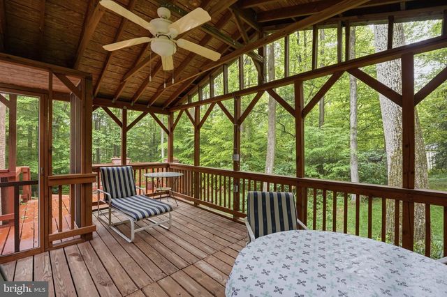 8605 CHERRY DR, Fairfax, VA 22031