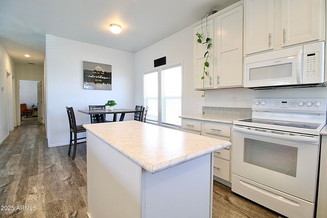 10810 N 91st Avenue 29, Peoria, AZ 85345