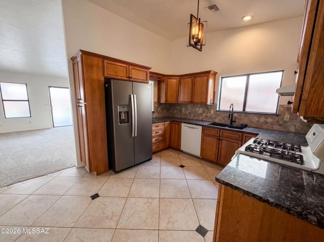 10149 E Danbury Place, Tucson, AZ 85748