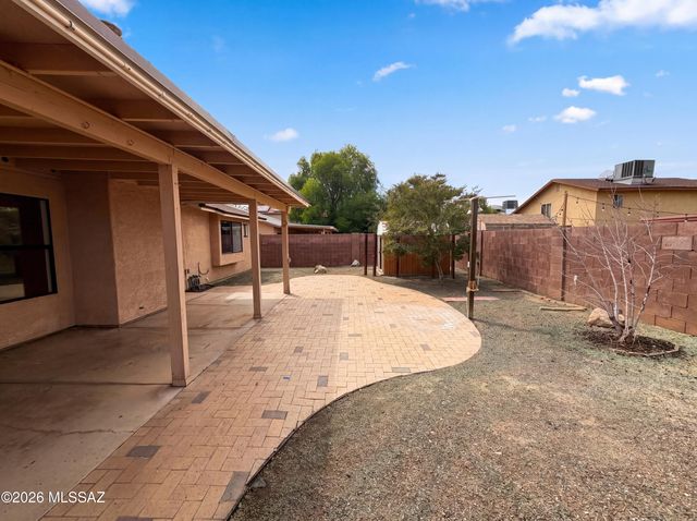 10149 E Danbury Place, Tucson, AZ 85748