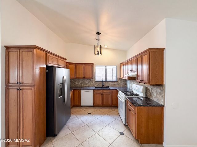 10149 E Danbury Place, Tucson, AZ 85748