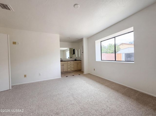 10149 E Danbury Place, Tucson, AZ 85748