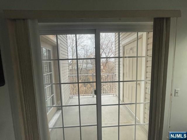 132 Cory Lane 132, Elmwood Park, NJ 07407