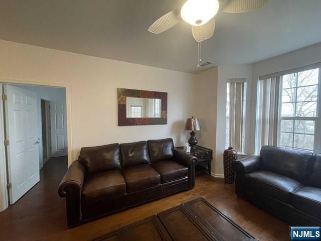 132 Cory Lane 132, Elmwood Park, NJ 07407