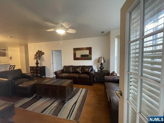 132 Cory Lane 132, Elmwood Park, NJ 07407