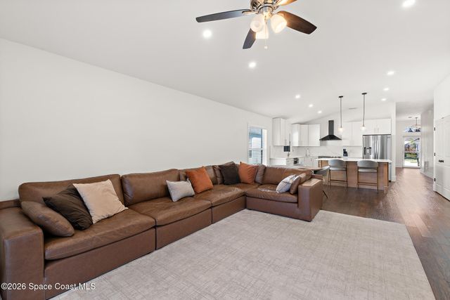 940 Shaw Circle, Melbourne, FL 32940