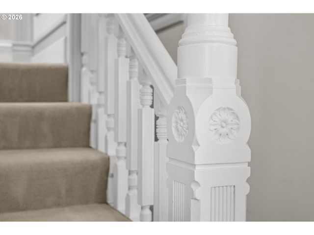 1232 Se BELMONT St, Portland, OR 97214