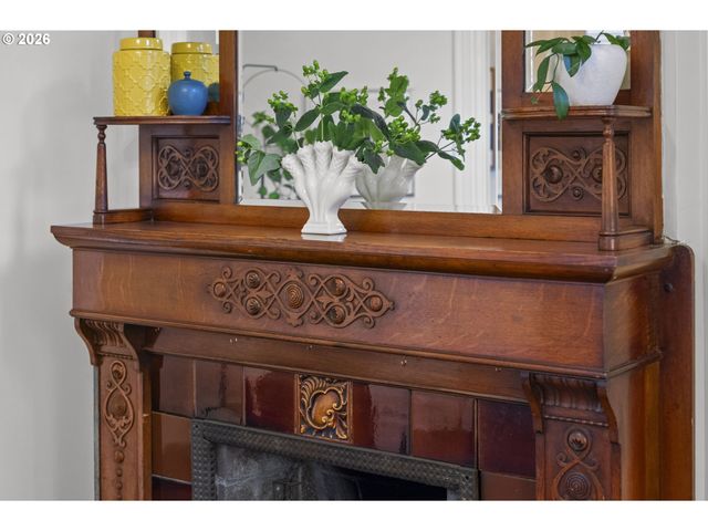 1232 Se BELMONT St, Portland, OR 97214