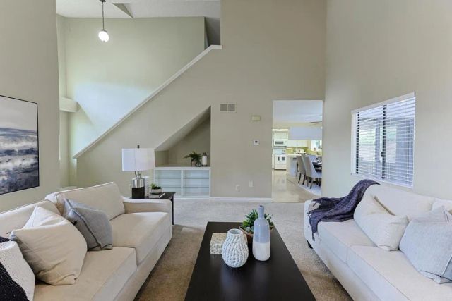 8022 High Street, La Mesa, CA 91941