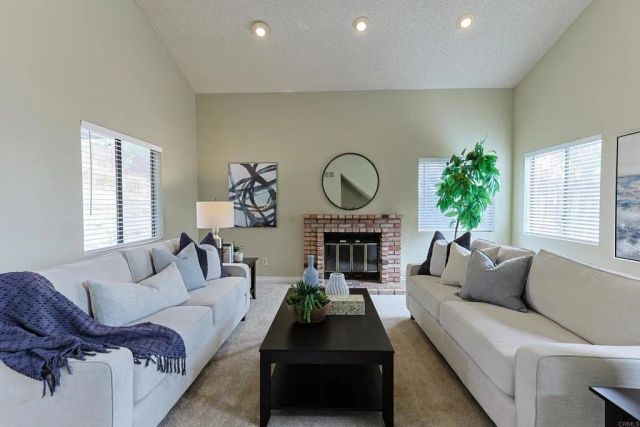 8022 High Street, La Mesa, CA 91941