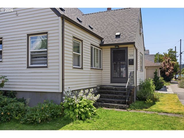 320 HIGH St, Oregon City, OR 97045