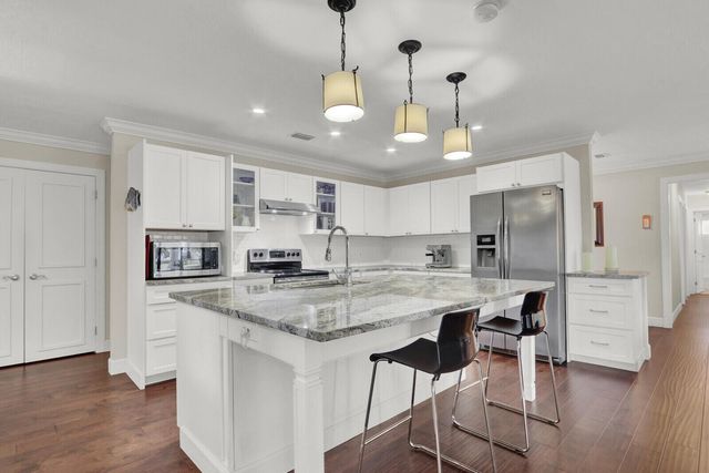 3060 SE Darien Road, Port St. Lucie, FL 34952