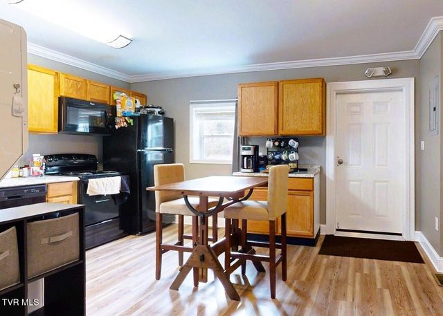 620 Lovers Lane, Greeneville, TN 37743